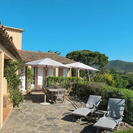 Sainte-maxime Sleeps 8 Pool Vakantiehuis *