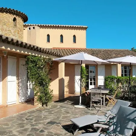 Sainte-maxime Sleeps 8 Pool Vakantiehuis *